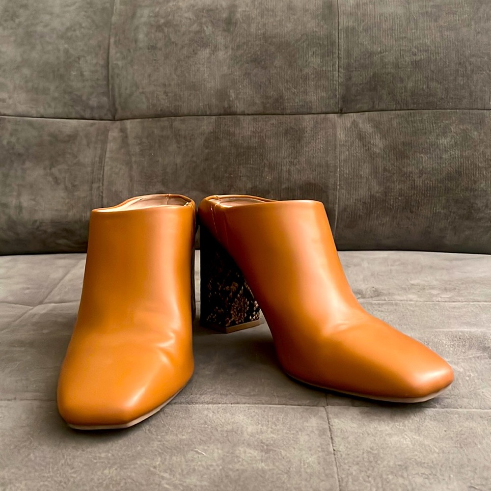 Slip in shoes/heels